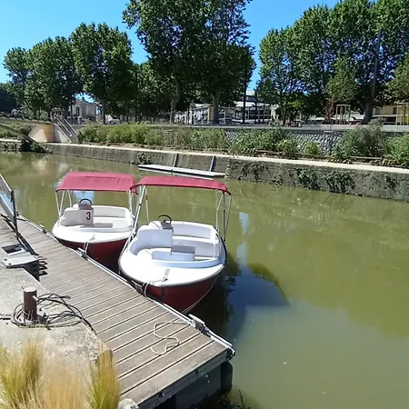 A La Nouvelle Campsite